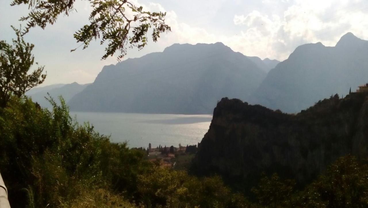 Amarillys Apartment And Rooms In Casaclima Torbole Sul Garda Εξωτερικό φωτογραφία